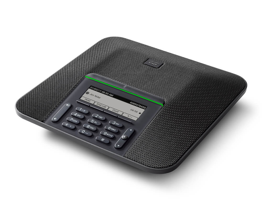 Das Cisco 7832 Konferenztelefon vor wei&szlig;em Hintergrund